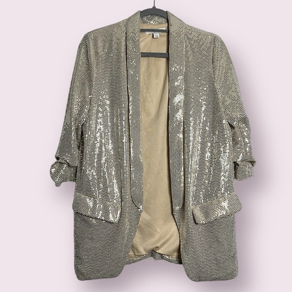 C by One Jackets & Blazers - C by One Silver Sequined 3/4 Sleeve Long Line Blazer XS